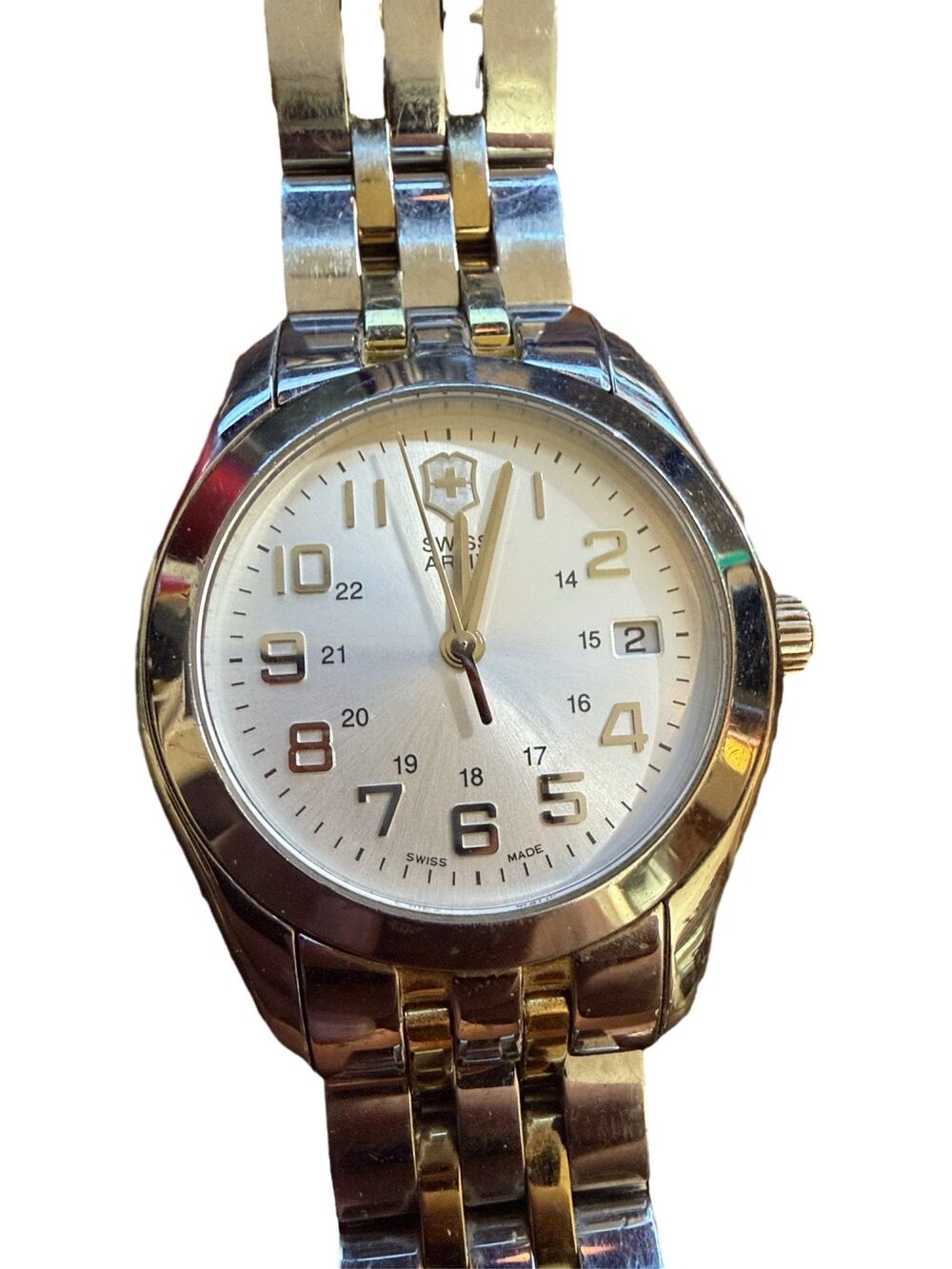 Victorinox Swiss Army Alliance Men's Silver / Gold Tone Quartz Watch